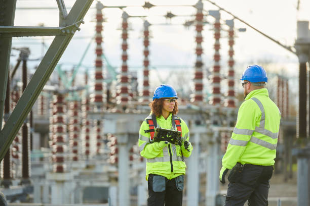 Best Affordable Emergency Electrician  in Stockdale, TX